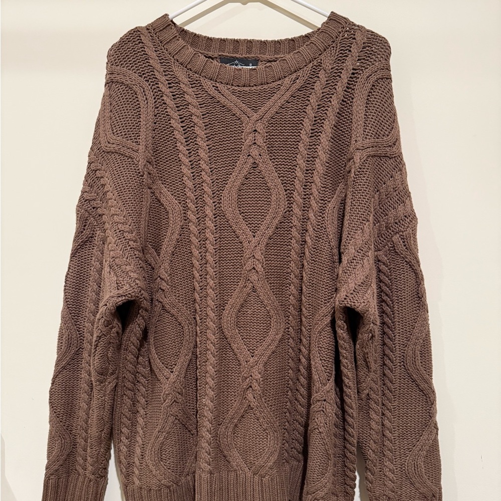 Elegant Brown Cable Knit Sweater